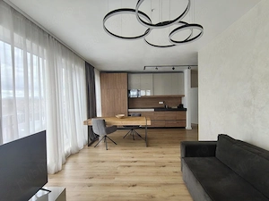 3 camere de inchiriat zona buna