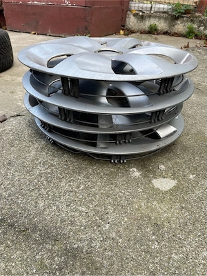 Vând set 4 x cauciuc+jeanta 195/50/R15 + Cadou!! - imagine 2