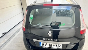 Renault Grand Scenic    - imagine 9