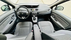 Renault Grand Scenic    - imagine 8