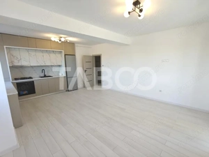 Apartament 3 camere 2 bai 1 parcare - decomandat si intabulat in Sibiu - imagine 3