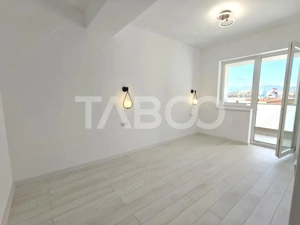 Apartament 3 camere 2 bai 1 parcare - decomandat si intabulat in Sibiu - imagine 4