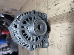 Alternator 231009096R / A003TX1781ZE 1.6 dCi Renault - imagine 3