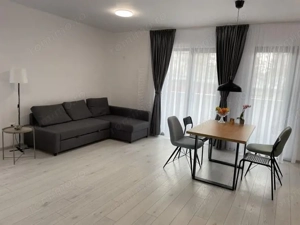 Apartament 2 camere de închiriat Apărătorii Patriei Loc de parcare