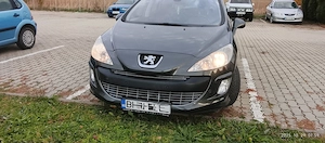 Peugeot 308 ,an 2009 motor benzina 1.6 ,120 cp ,241.000 km.