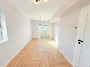 Casa moderna la cheie 4 camere 3 bai si 644 mp teren Selimbar - imagine 12