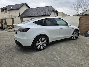 Tesla Model Y  RWD 57kWh  44.000 km garantie - imagine 3