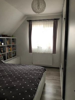 Vand casa cocheta si discreta aproape la pret de cheta - imagine 8