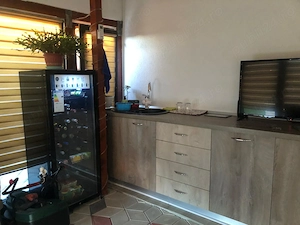 Vand casa cocheta si discreta aproape la pret de cheta - imagine 10