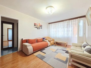 Apartament 3 camere Micro 16 cu 2 balcoane etaj 2