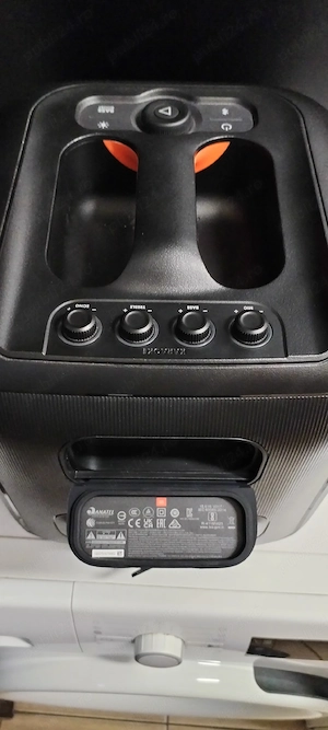 Vand boxa JBL - imagine 4