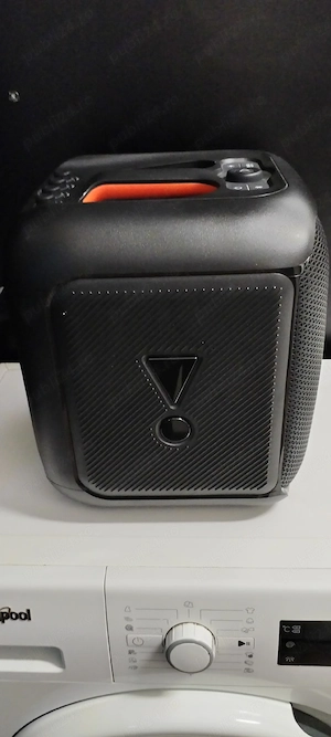 Vand boxa JBL - imagine 3