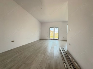 Casa pe parter - 3 camere / Drum Asfaltat - 67mp/utili - 125.000 E - imagine 6