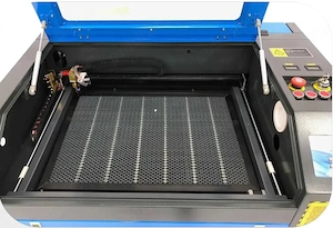 Gravoare si tub laser : 1300*900*150W si 600*400*60W