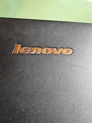 Laptop Vând Laptop Lenovo B590, Intel i5, Windows 10 Pro, impecabil, ușor neg - imagine 3