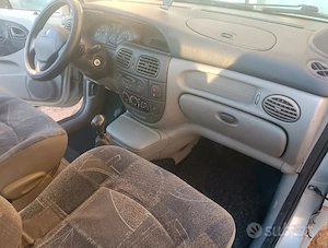 Renault Megane Scenic 2001 - motor 1,6 Benzina, 261000 km, bine întretinută - tel   - imagine 5