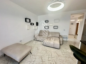 Apartament cu 2 camere, pod propriu, parcare acoperita, zona Lidl - imagine 9