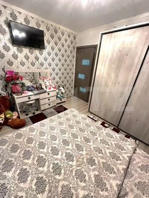 Apartament cu 1 camera decomandata, 36 mp, etaj intermediar, zona Eroilor - imagine 2