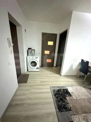 Apartament cu 1 camera decomandata, 36 mp, etaj intermediar, zona Eroilor - imagine 5