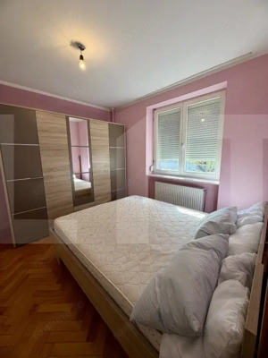 Apartament Spațios cu 4 Camere-Central