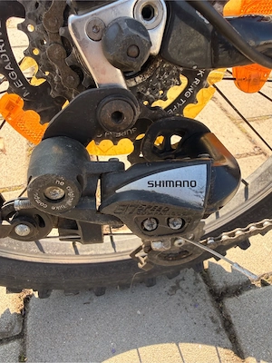 Vând bicicletă copii Felt de 20" ( Asemănător Cube) - imagine 2