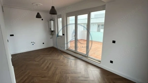 Penthouse de lux | 83 mp utili + terasă 117 mp | Etaj 3 cu lift | Zonă premium - imagine 7