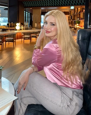 Blonda 40 ani  - imagine 4