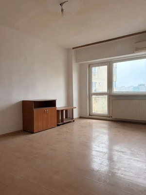 Garsonieră decomandată parțial mobilată, pet friendly, 40 mp, lângă Mall Vitan