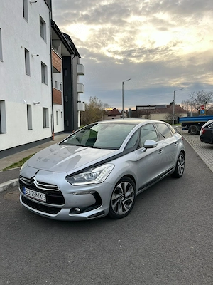 Vând Citroen DS5