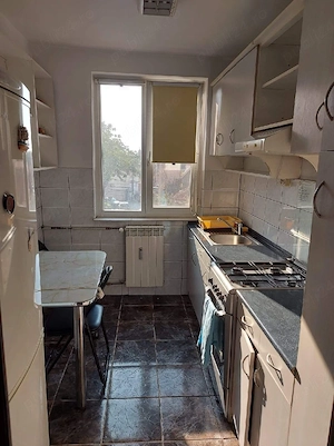 Proprietar vând apartament 2 camere Oneștilor  - imagine 5
