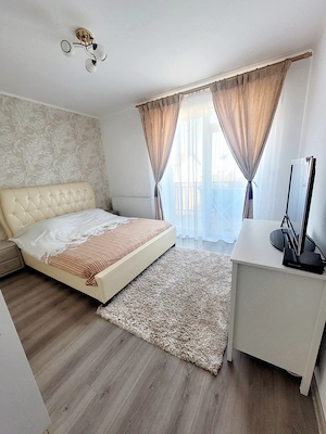 Proprietar vând apartament decomandat 3 camere + pod cât toată suprafața apartamentului,BRAYTIM - imagine 4