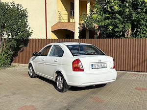 Autoturism Hiunday Accent - imagine 2