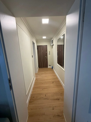 Apartament cu 2 camere DEOSEBIT, et 1 , CENTRALA, la cateva minute de  CENTRU  - imagine 2