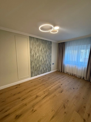 Apartament cu 2 camere DEOSEBIT, et 1 , CENTRALA, la cateva minute de  CENTRU  - imagine 3