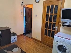 Închiriez garsoniera in Oradea Str. Lapusului 13, parter - imagine 4