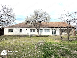 Casă în Loc. Livada cu teren 1737mp fs 20ml - imagine 6