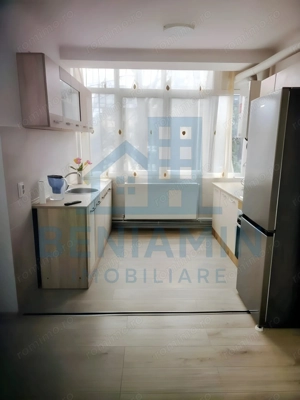Apartament 2 camere etaj 1 cu centrala si renovat -Astra