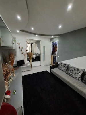 Vând apartament cu 2 camere  bloc de 4etaje la etajul  2 ocupabil imediat 