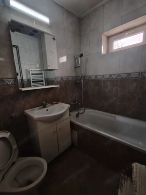 Casă spațioasă cu teren generos, aproape de centrul orașului Târgu Lăpuș  - imagine 9