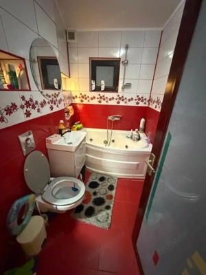 Apartament decomandat etajul 1/4 in K-uri, Filiasi. - imagine 11