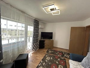 Inchiriez apart.1 cam in Micalaca,Orizont,modern,cu centrala proprie,et.3 din 4.