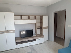 Inchiriez garsoniera zona Piata Mica