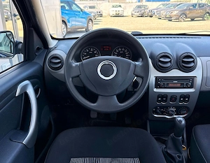 Dacia Sandero 1.2 16V - imagine 11