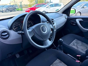 Dacia Sandero 1.2 16V - imagine 10