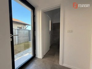 Duplex 5 camere despartit prin camera tehnica - la cheie, in Sacalaz - imagine 12