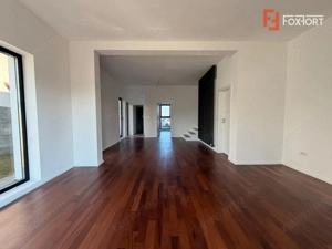 Duplex 5 camere despartit prin camera tehnica - la cheie, in Sacalaz - imagine 2