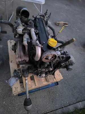 Motor Dacia Logan MCV 1.5 dci - imagine 2