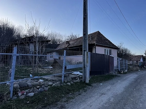 Casa de vanzare la 5 minute de Reghin - imagine 2