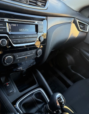 Nissan Qasqai, Alb Perlat, an 2020, benzina, 41.000 km - imagine 9