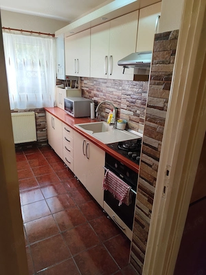 Apartament 4 camere - imagine 2